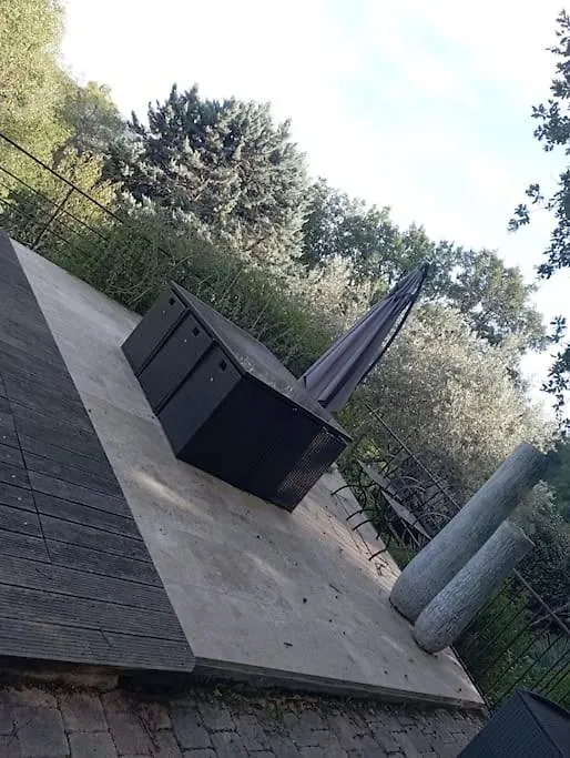 Maisonnette Provencale Piscine Le Petit Colibri Les Cordiers